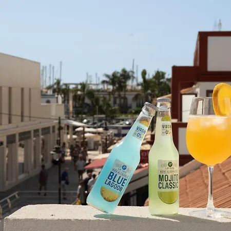 Dom Kubus Playa De *