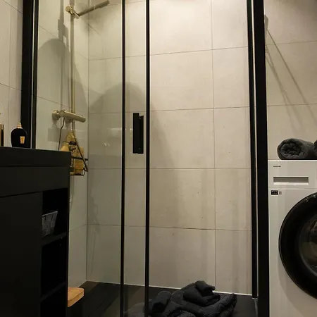 Dom Kubus Playa De Apartman